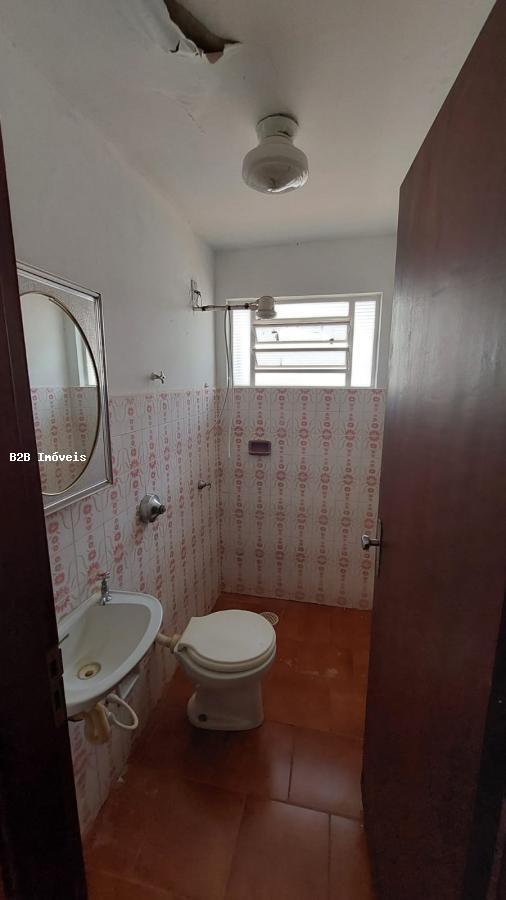 Casa à venda com 5 quartos, 266m² - Foto 20