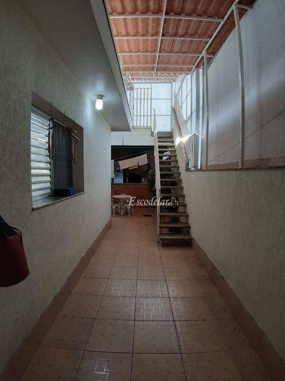 Sobrado à venda com 3 quartos, 200m² - Foto 25