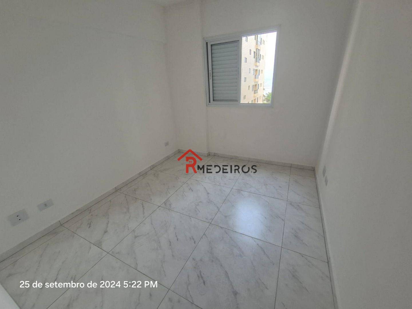 Apartamento à venda com 2 quartos, 65m² - Foto 11