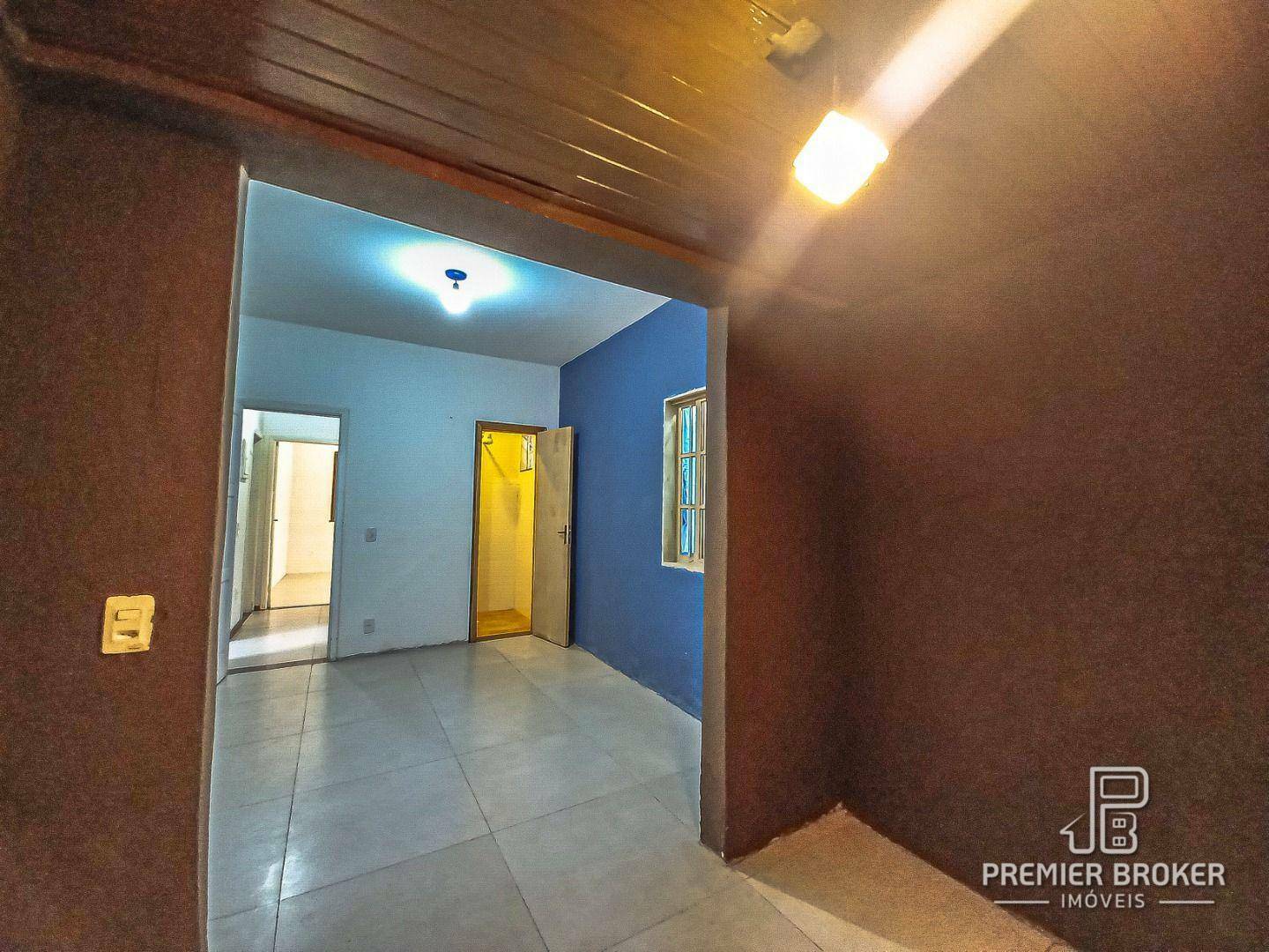 Casa à venda com 3 quartos, 100m² - Foto 7