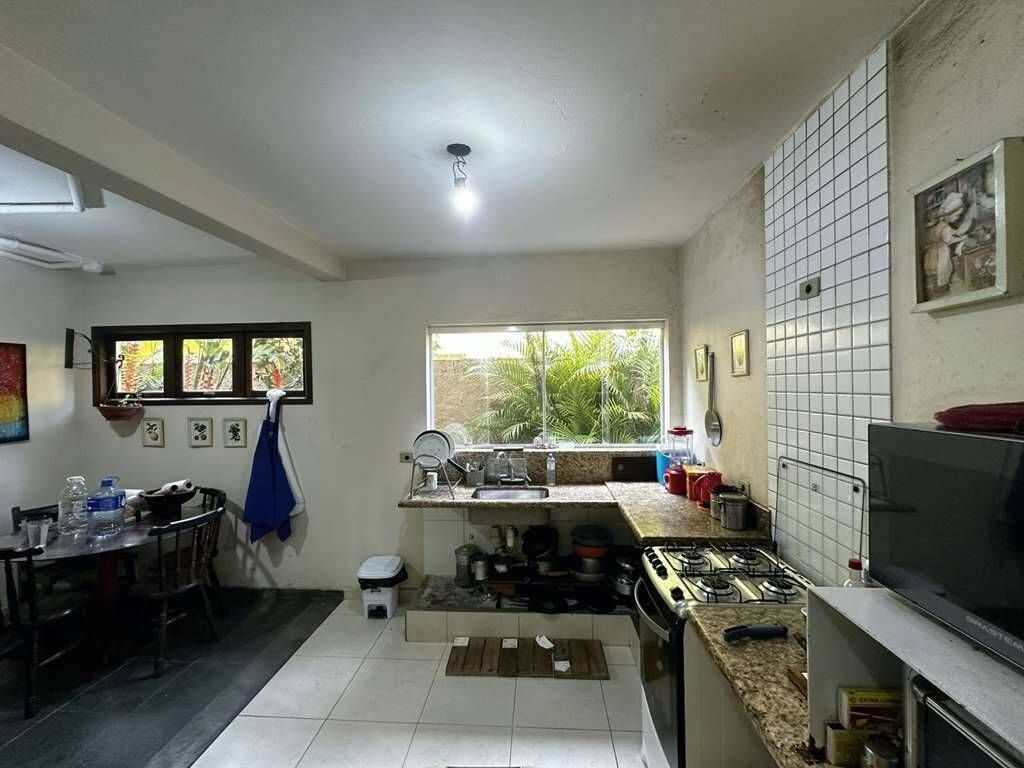 Casa de Condomínio à venda com 4 quartos, 303m² - Foto 18