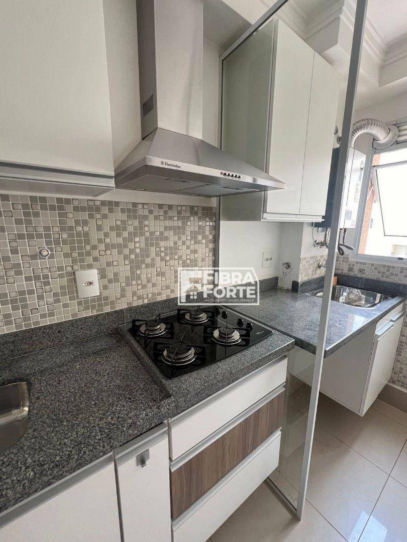 Apartamento à venda e aluguel com 3 quartos, 75m² - Foto 13