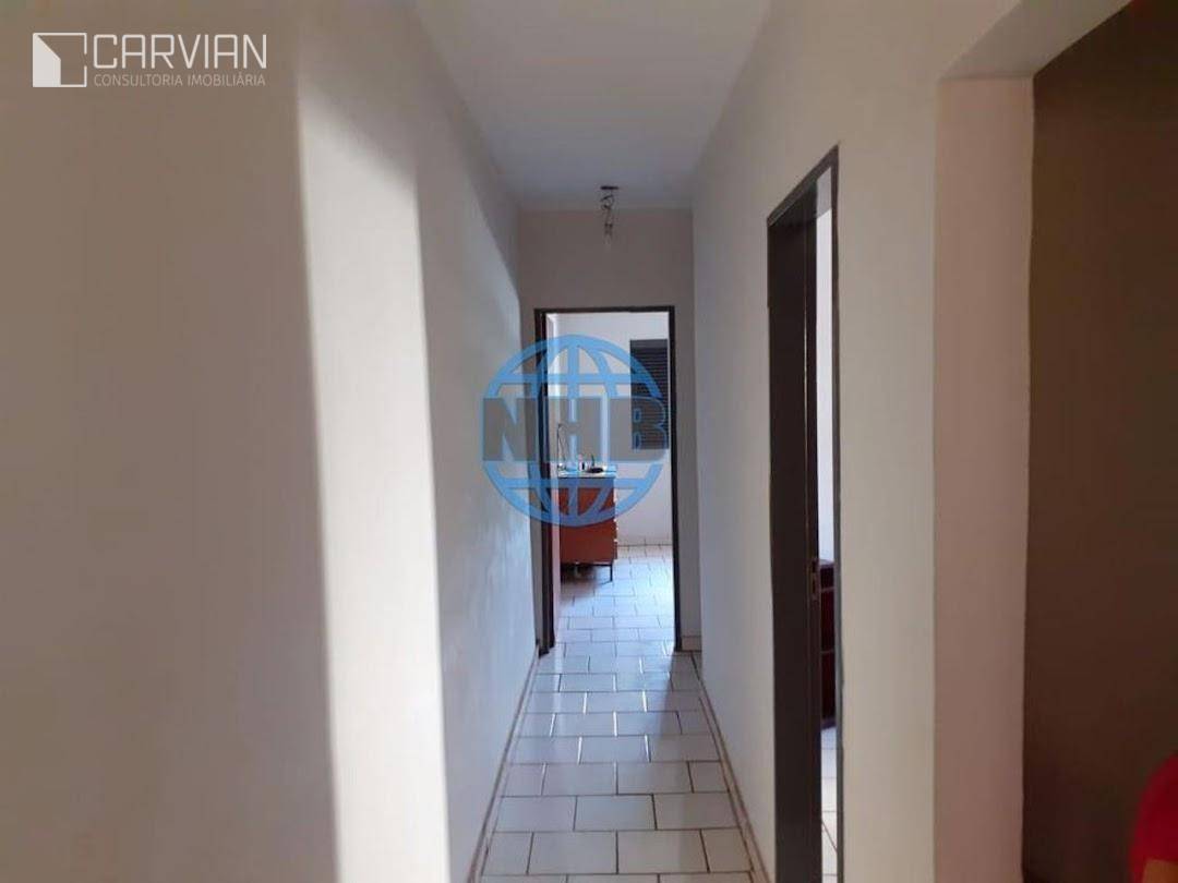 Casa à venda com 3 quartos, 189m² - Foto 3