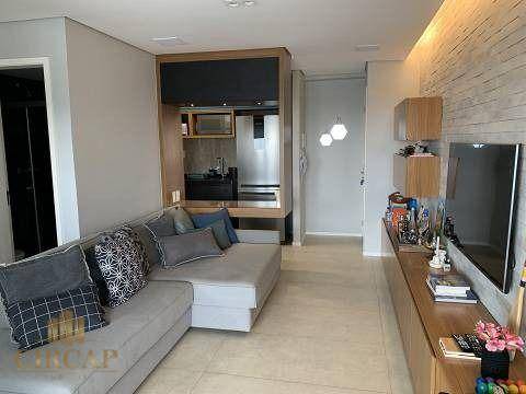 Apartamento à venda com 2 quartos, 72m² - Foto 2