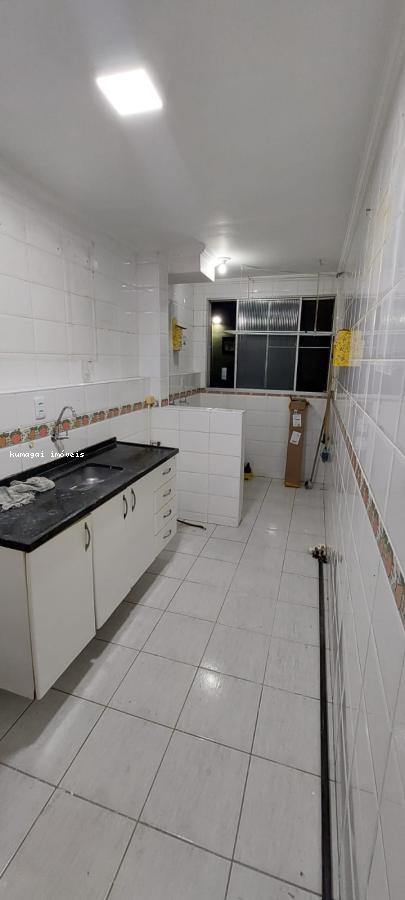 Apartamento à venda com 2 quartos, 50m² - Foto 2