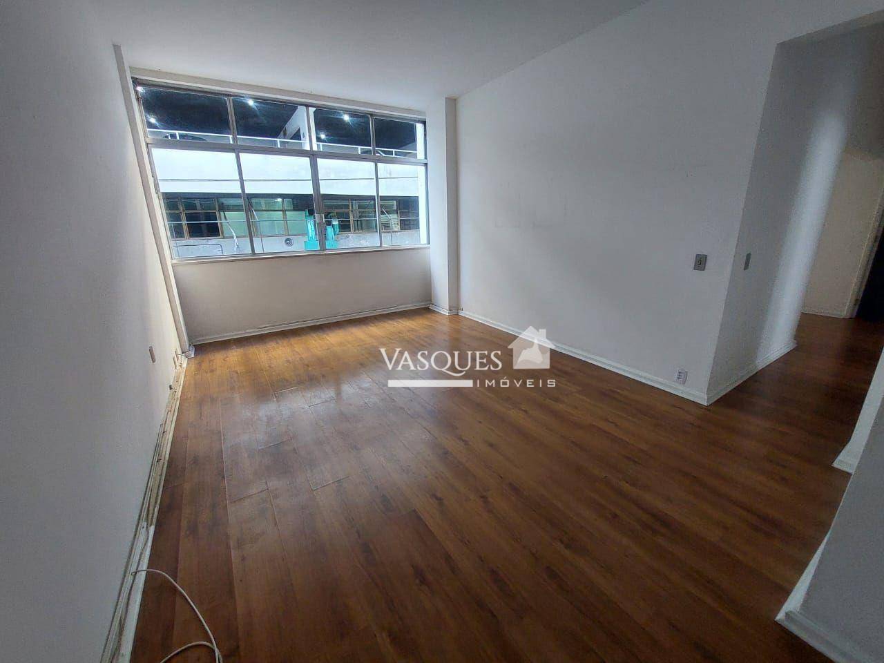 Apartamento para alugar com 3 quartos, 100m² - Foto 2