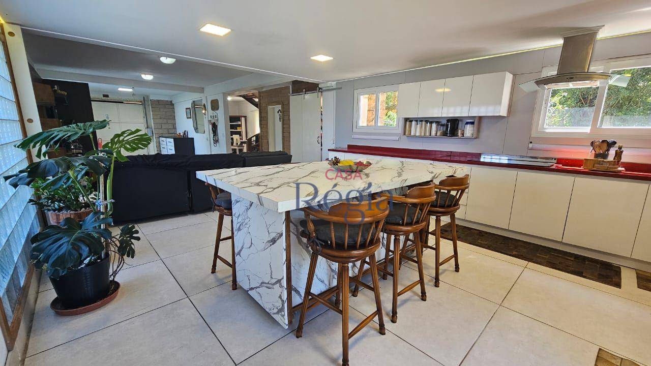 Casa de Condomínio à venda e aluguel com 4 quartos, 315m² - Foto 5