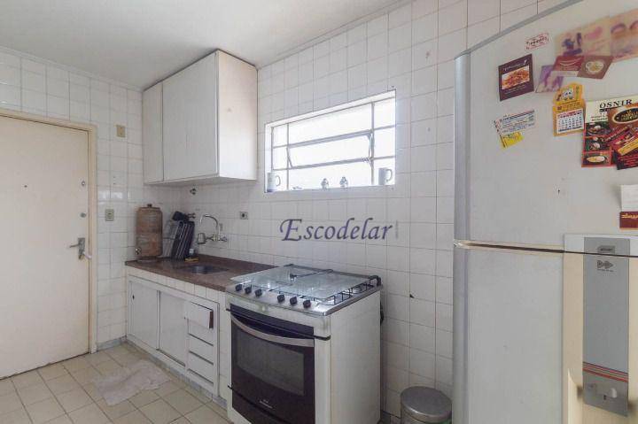 Apartamento à venda com 3 quartos, 127m² - Foto 15