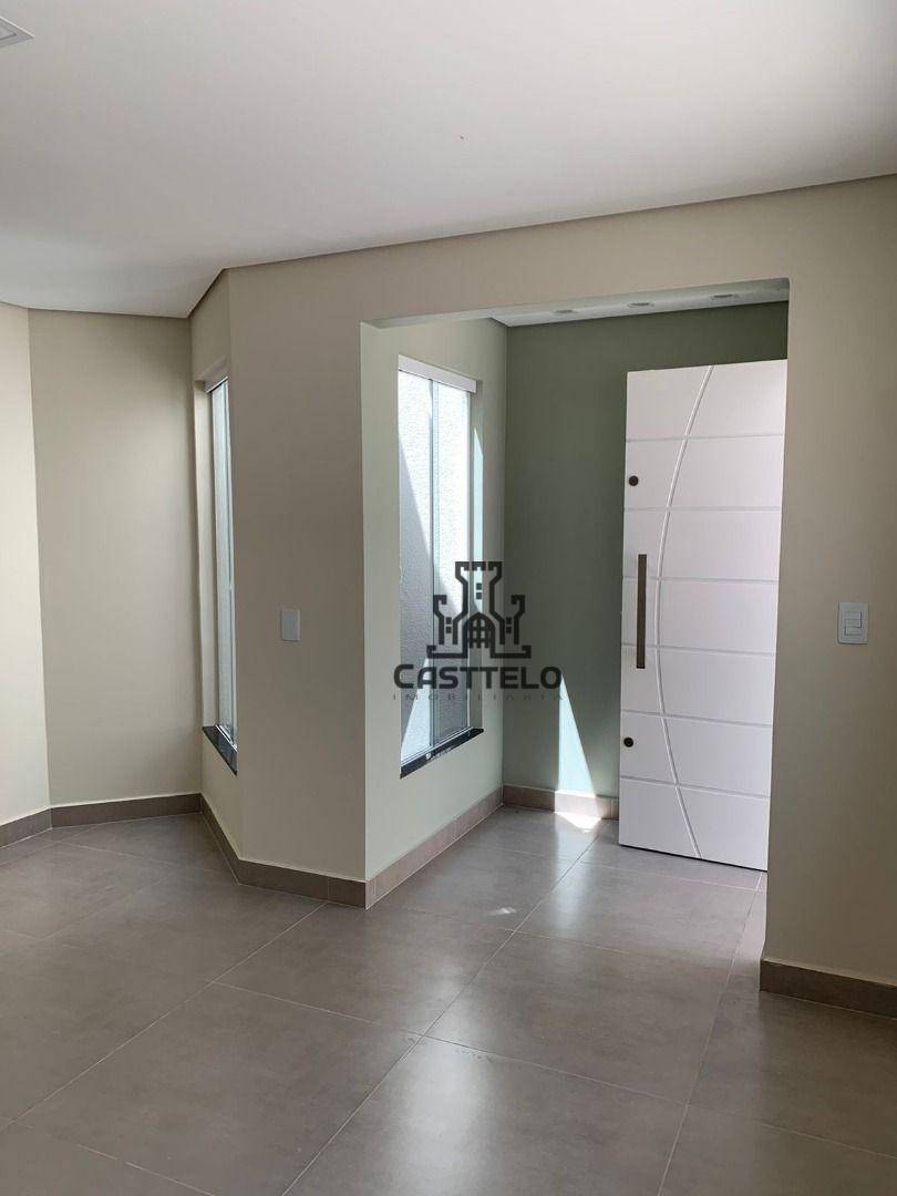 Casa à venda com 3 quartos, 113m² - Foto 4