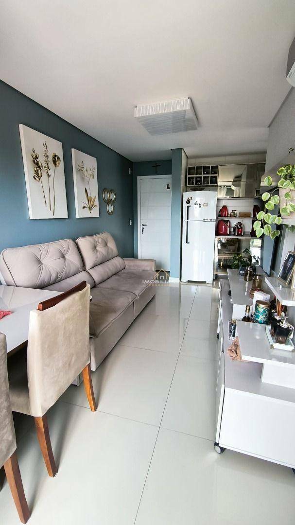 Apartamento à venda com 2 quartos, 64m² - Foto 3