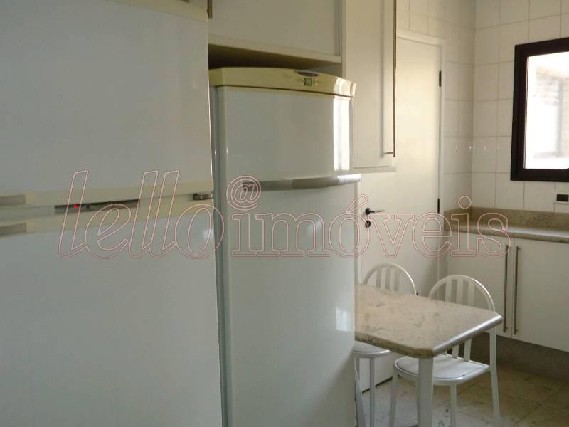 Apartamento para alugar com 3 quartos, 143m² - Foto 21