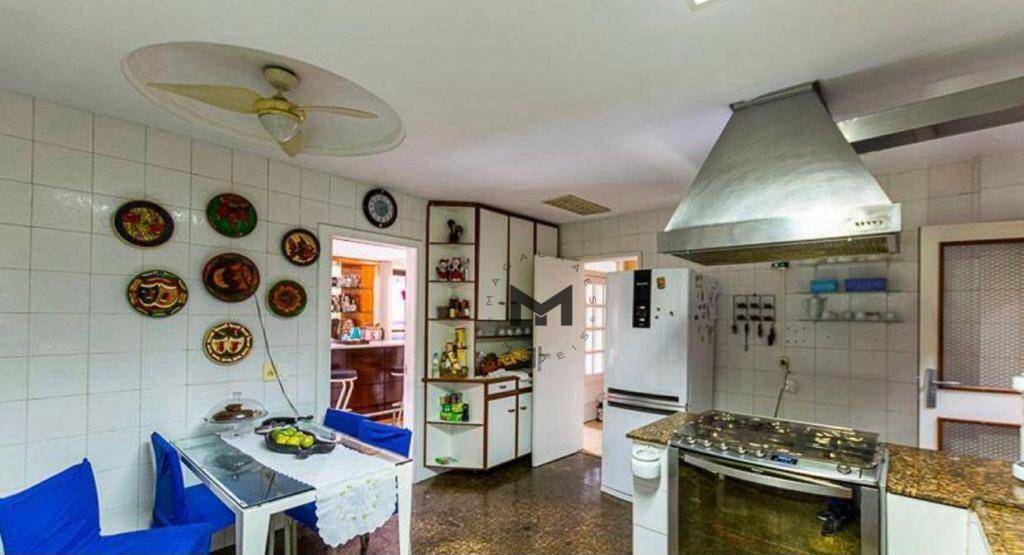 Casa à venda com 4 quartos, 360m² - Foto 9