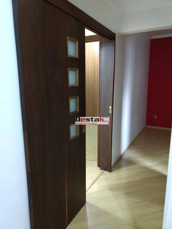 Apartamento à venda com 3 quartos, 80m² - Foto 20