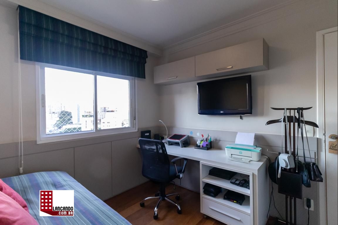 Apartamento à venda com 4 quartos, 168m² - Foto 2