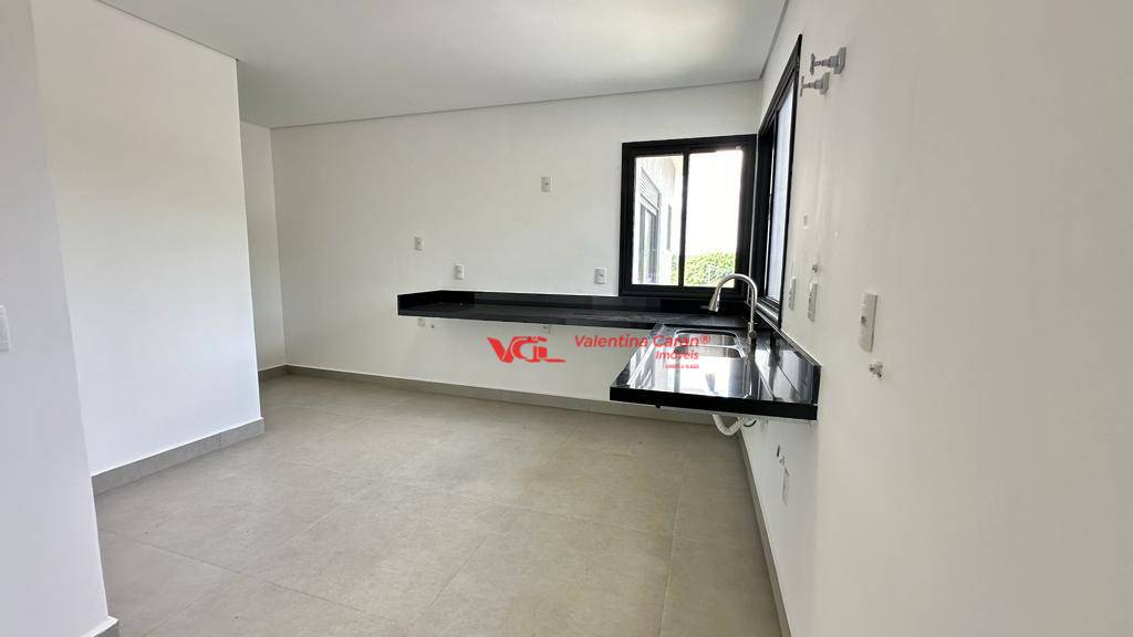 Sobrado à venda com 3 quartos, 343m² - Foto 8