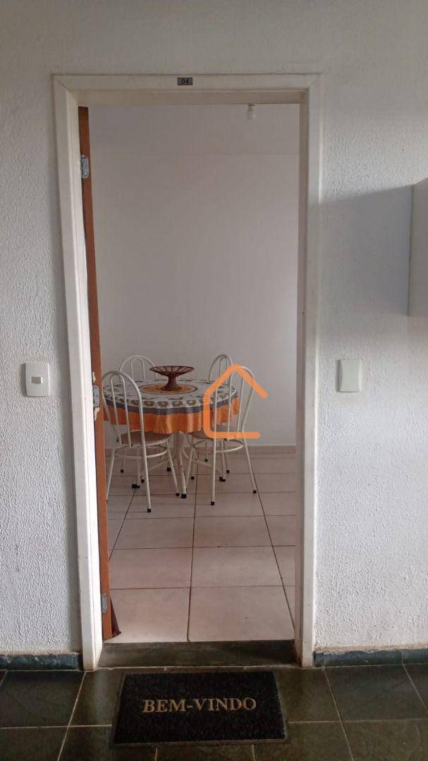 Apartamento para alugar com 2 quartos, 50m² - Foto 12