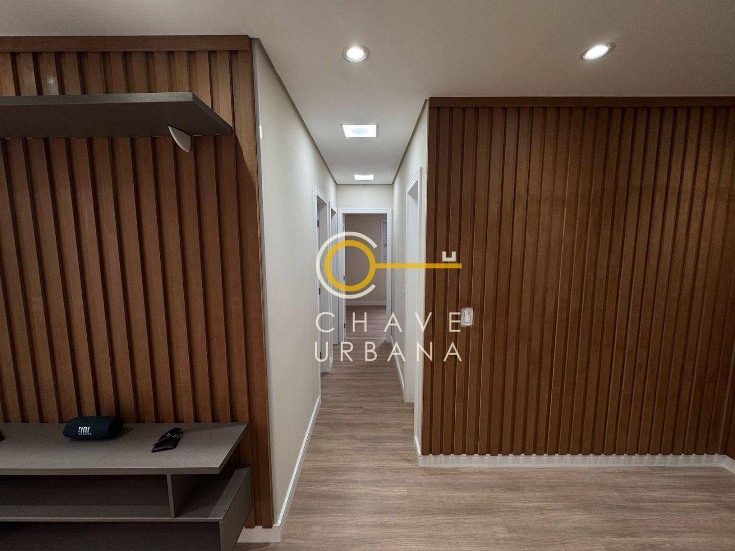 Apartamento à venda com 3 quartos, 69m² - Foto 2