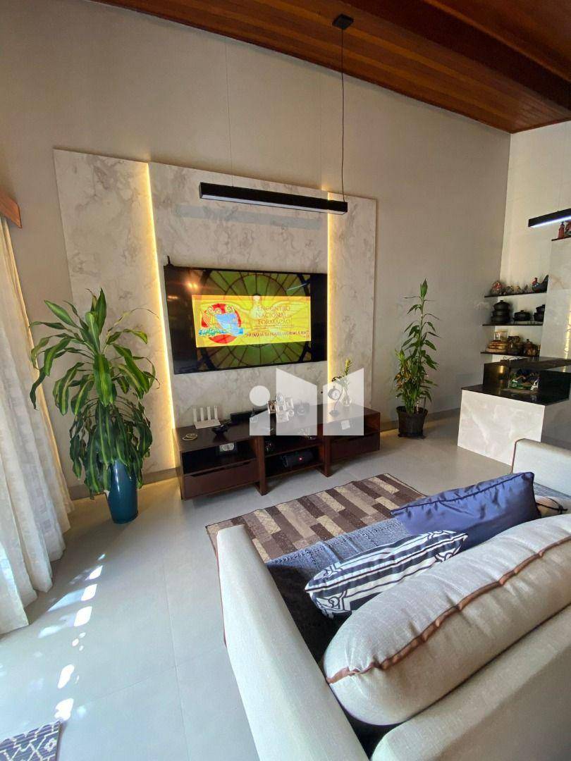 Casa, 3 quartos, 275 m² - Foto 2