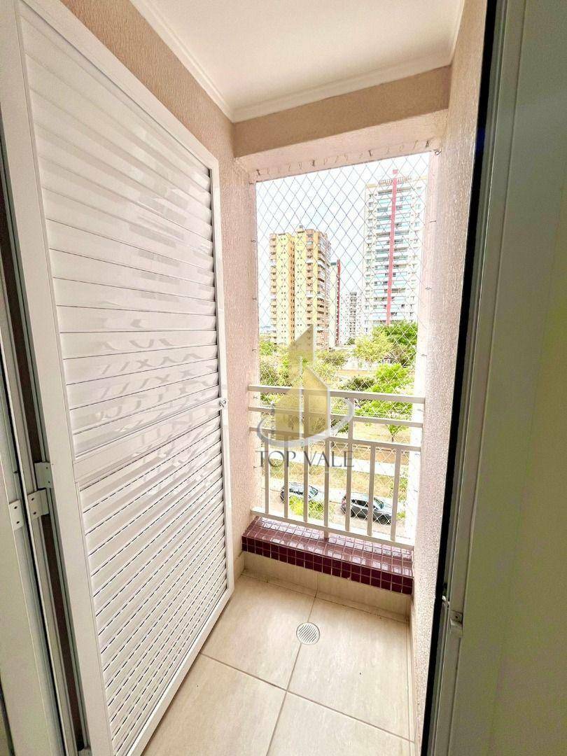 Apartamento para alugar com 2 quartos, 77m² - Foto 11