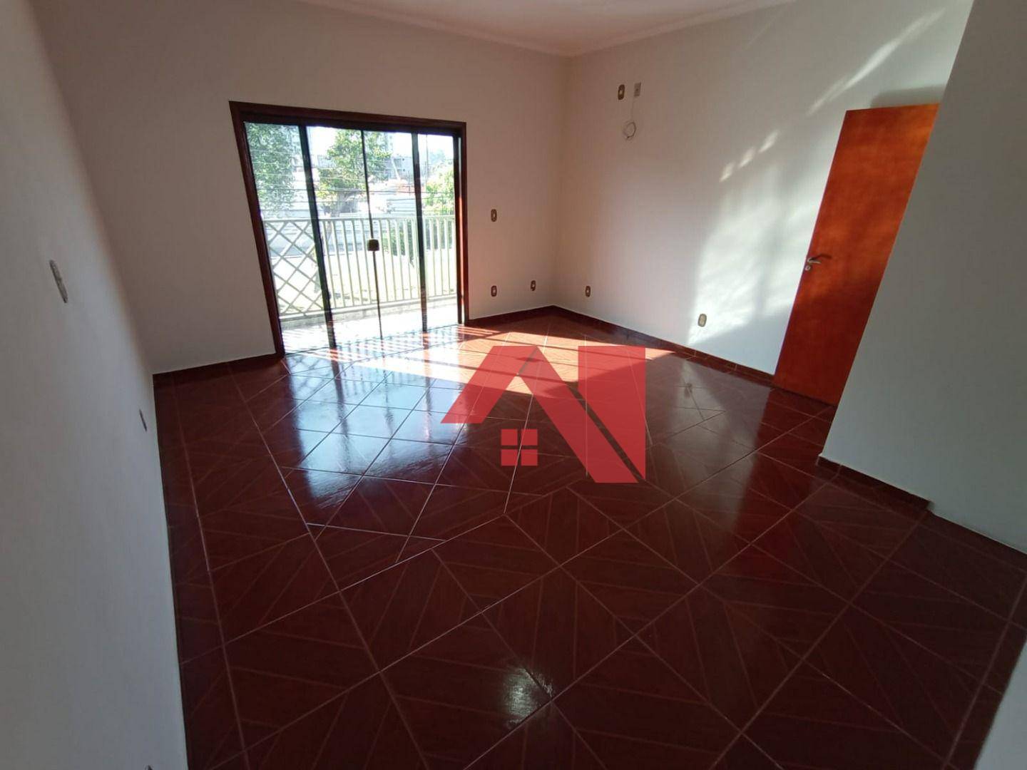 Sobrado, 3 quartos, 350 m² - Foto 2