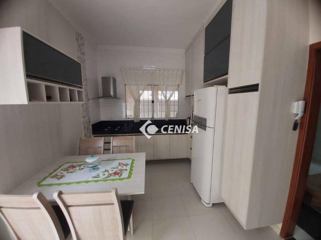 Casa à venda com 3 quartos, 100m² - Foto 16