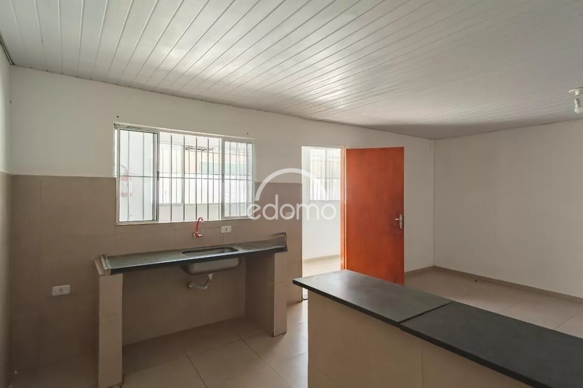 Casa para alugar com 1 quarto, 32m² - Foto 4