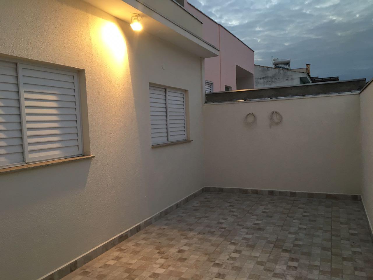 Casa para alugar com 3 quartos, 90m² - Foto 12