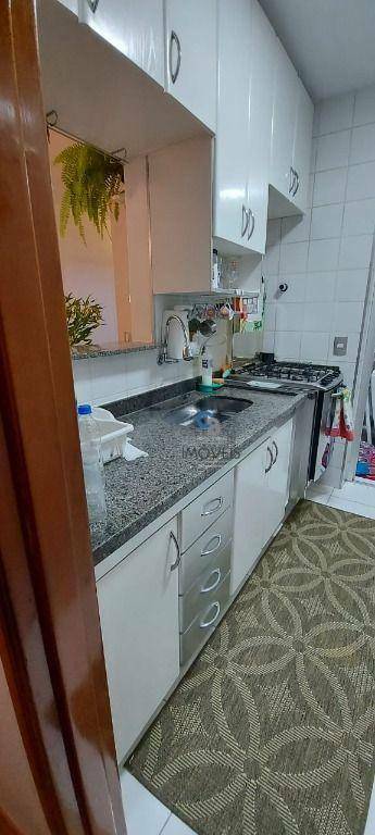 Apartamento à venda com 3 quartos, 72m² - Foto 8