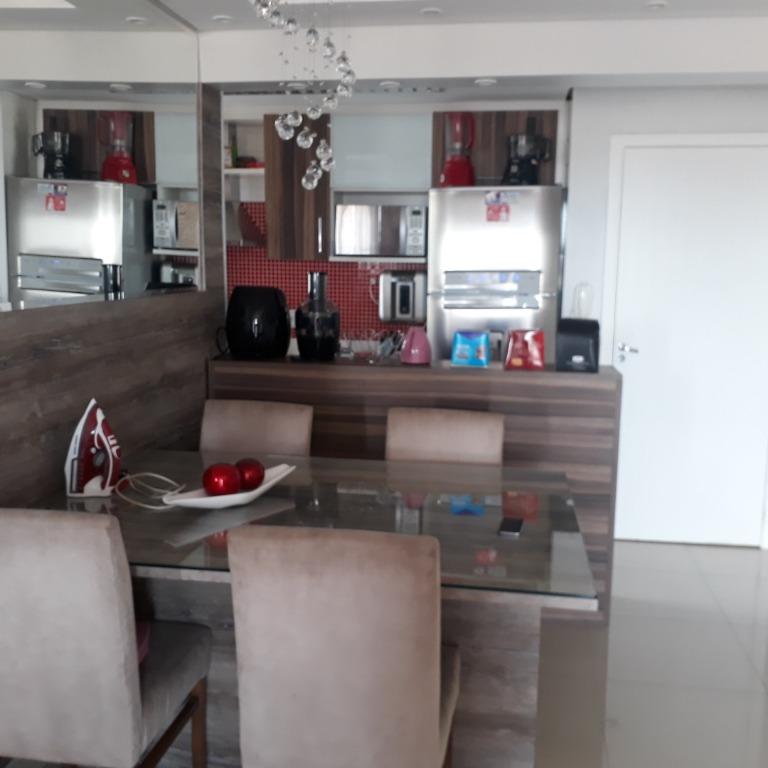 Apartamento à venda com 2 quartos, 71m² - Foto 2