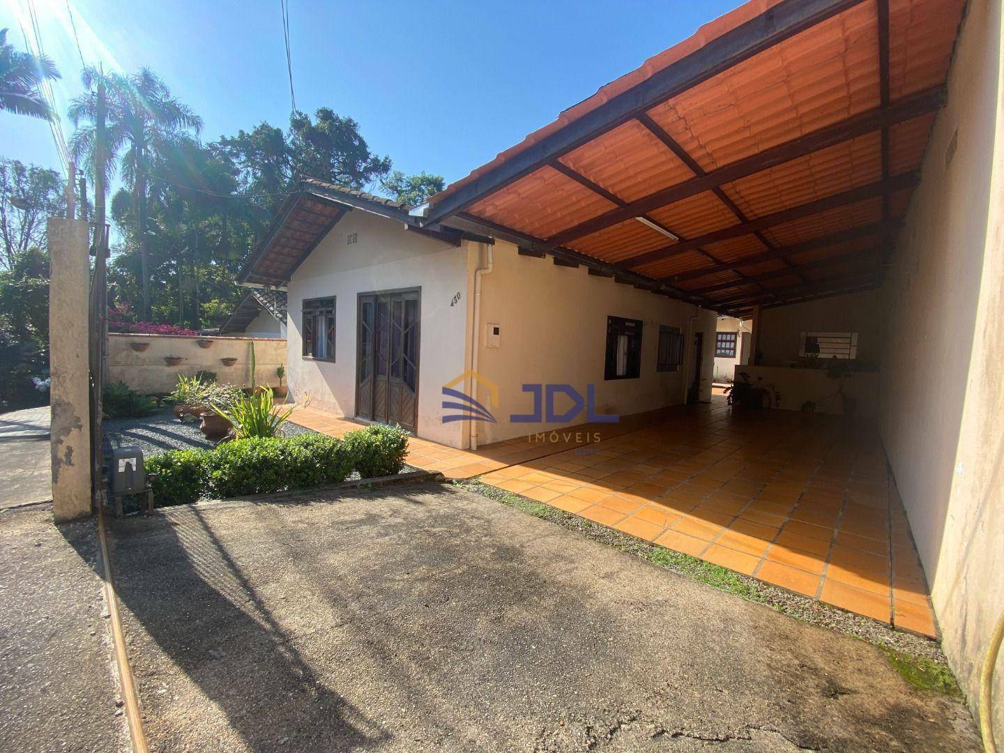 Casa à venda com 3 quartos, 98m² - Foto 11