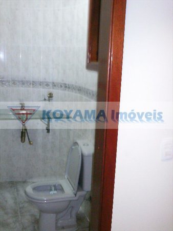 Sobrado para alugar com 4 quartos, 630m² - Foto 29