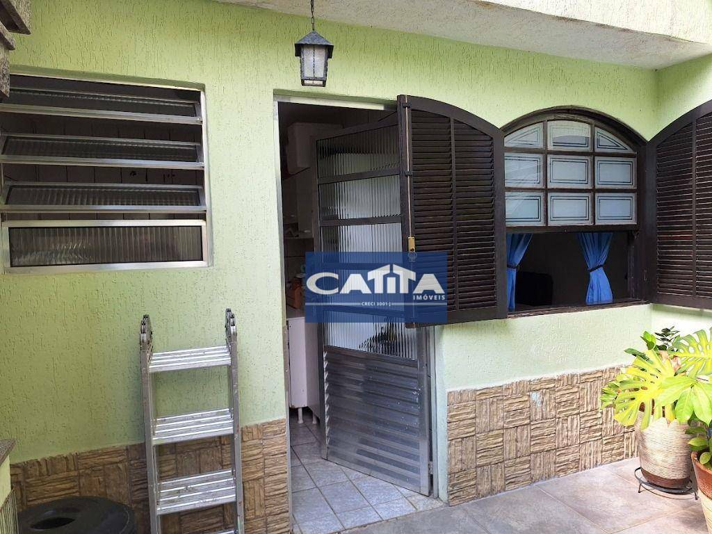 Casa à venda com 3 quartos, 218m² - Foto 17