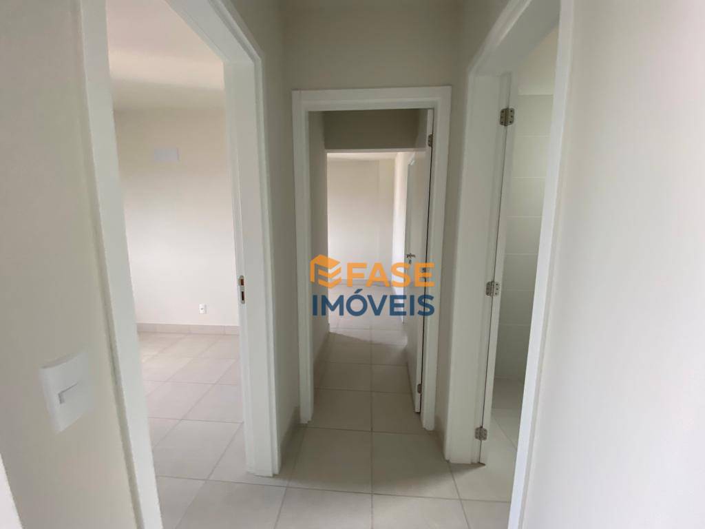 Apartamento à venda com 2 quartos, 61m² - Foto 5