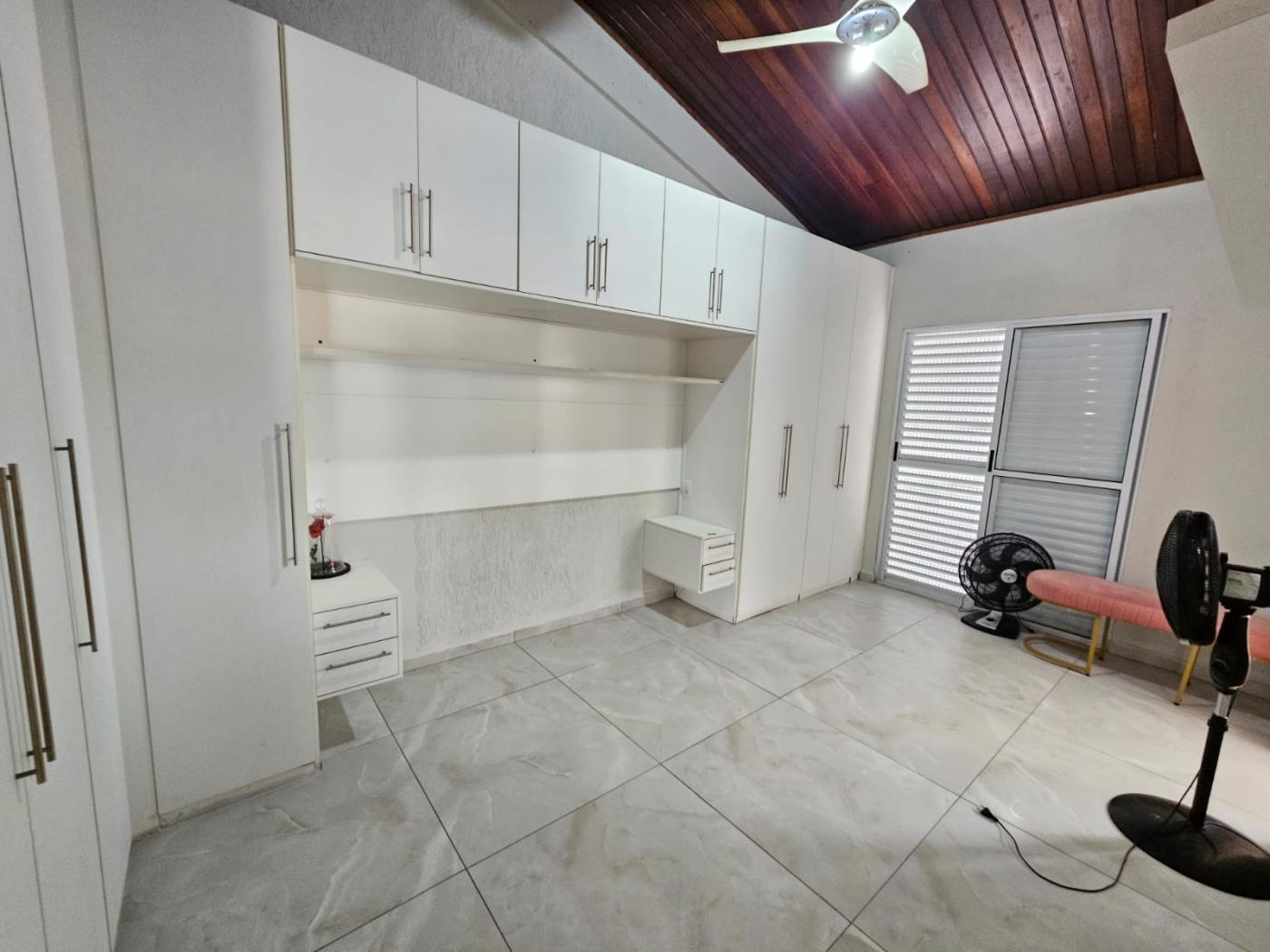 Casa à venda com 3 quartos, 380m² - Foto 53