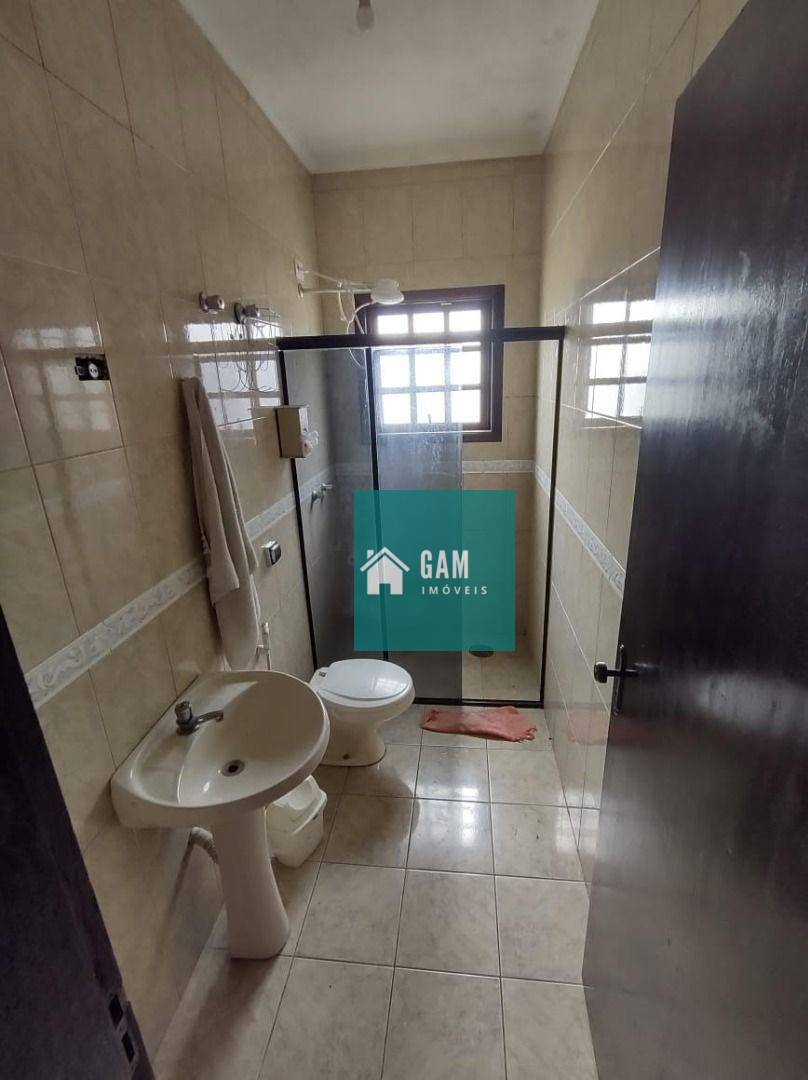 Sobrado à venda com 4 quartos, 200m² - Foto 13