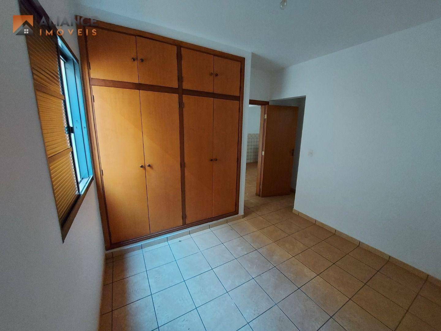 Apartamento para alugar com 1 quarto, 80m² - Foto 9