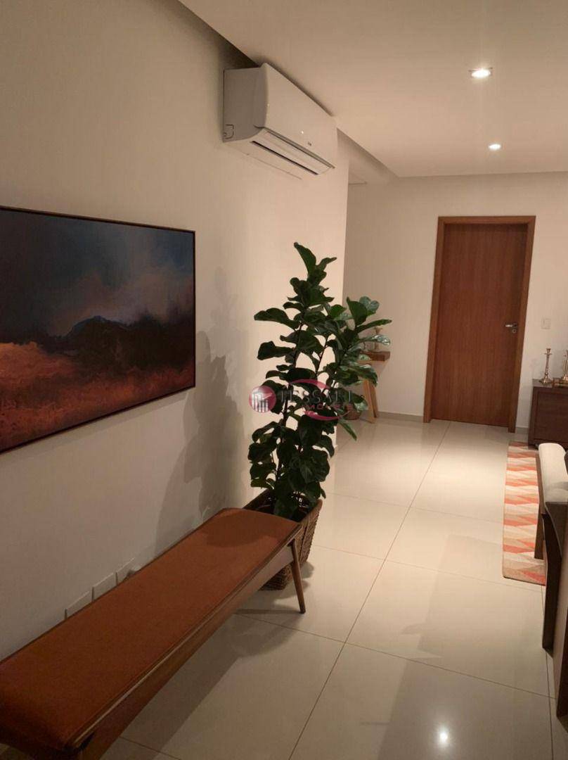 Apartamento à venda com 3 quartos, 170m² - Foto 2