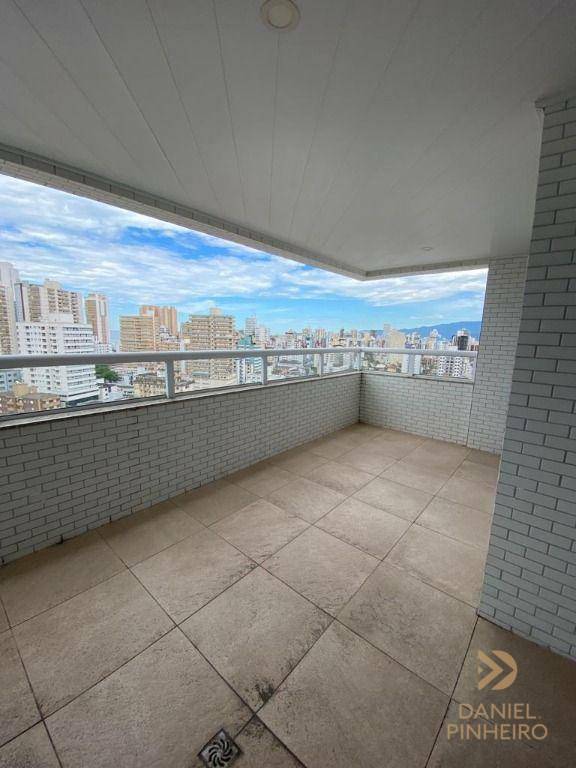 Apartamento à venda com 3 quartos, 114m² - Foto 2