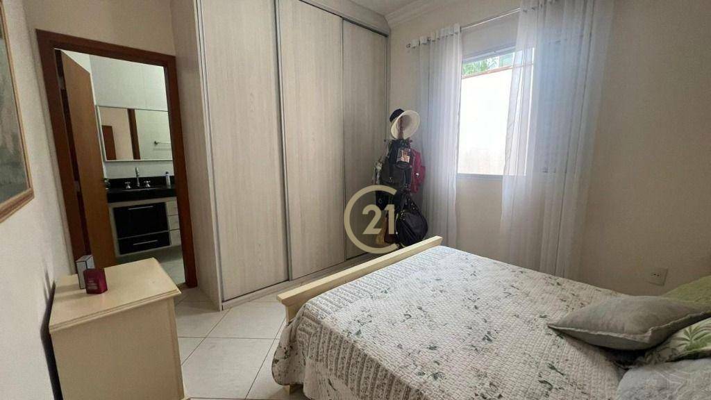 Casa de Condomínio à venda com 3 quartos, 204m² - Foto 11