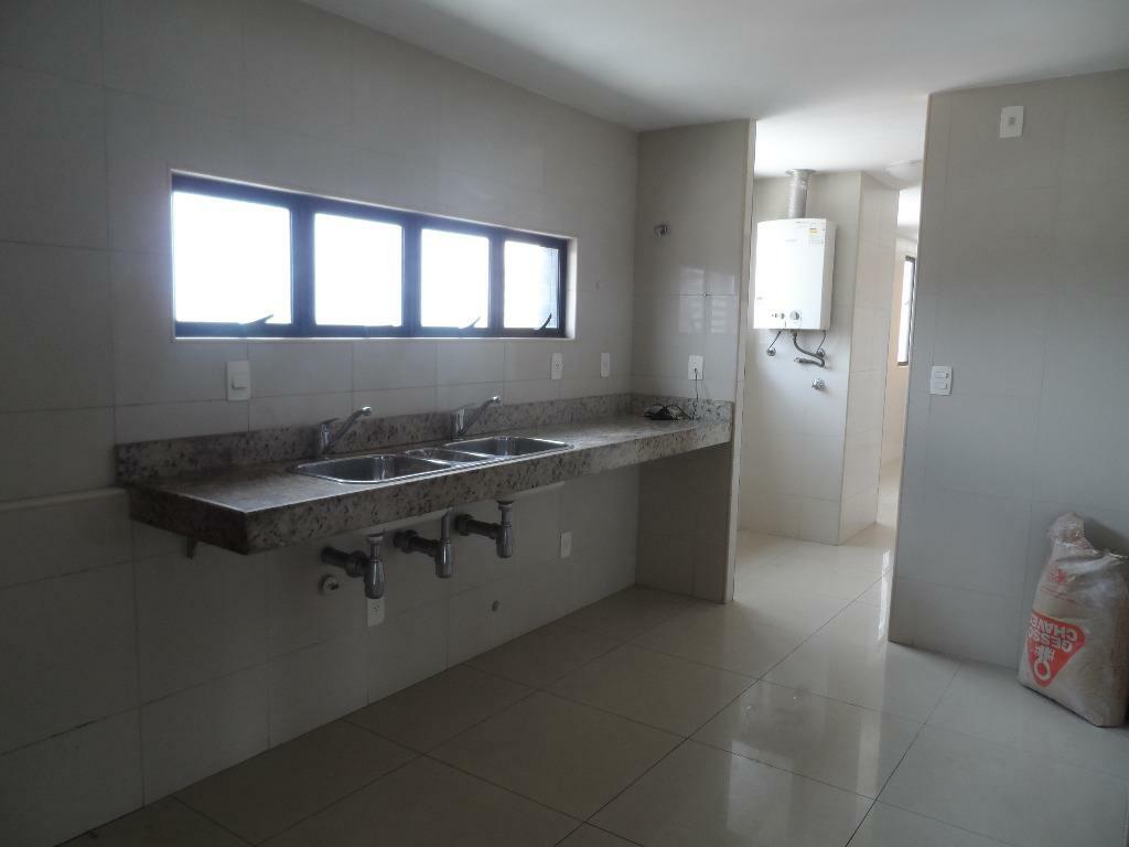 Apartamento à venda com 3 quartos, 240m² - Foto 43