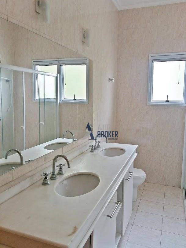 Casa de Condomínio à venda com 3 quartos, 300m² - Foto 11