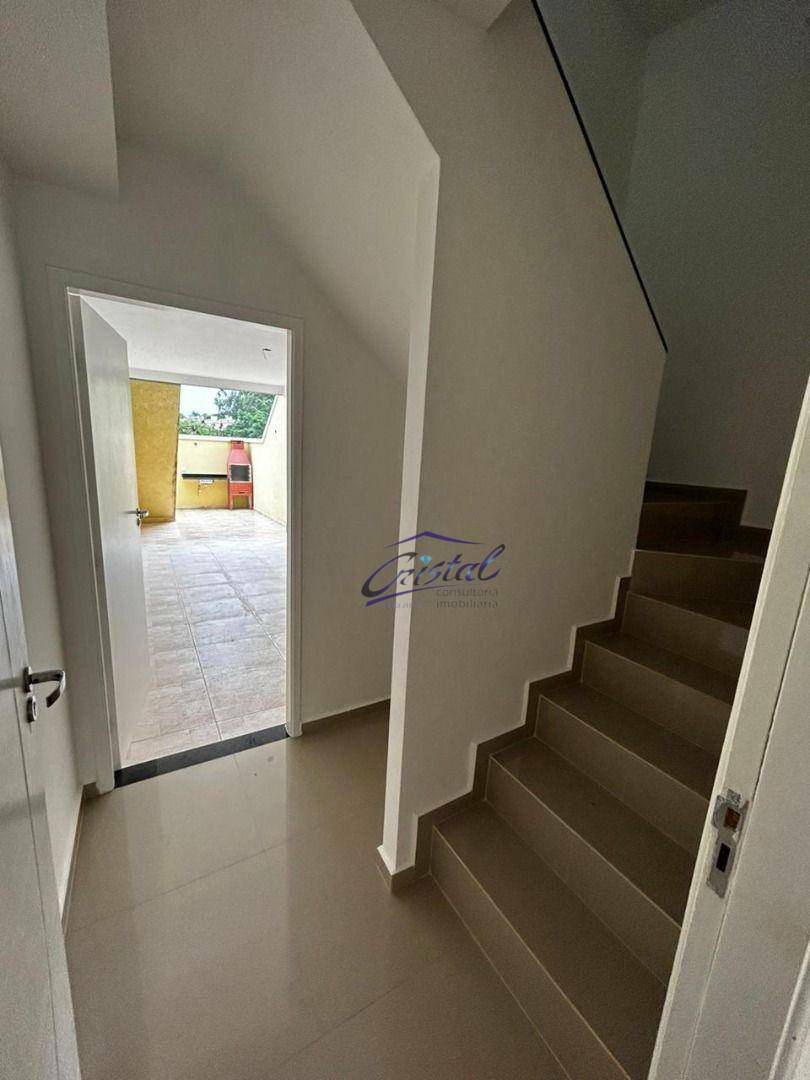 Casa à venda com 3 quartos, 172m² - Foto 4