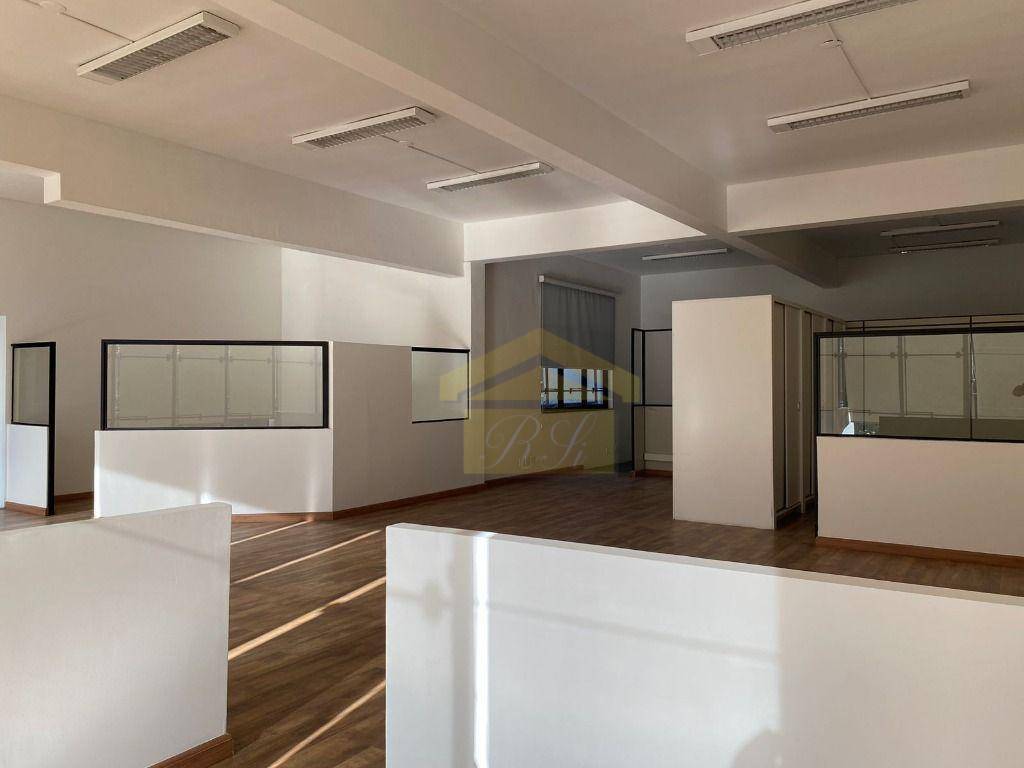 Prédio Inteiro para alugar, 700m² - Foto 13