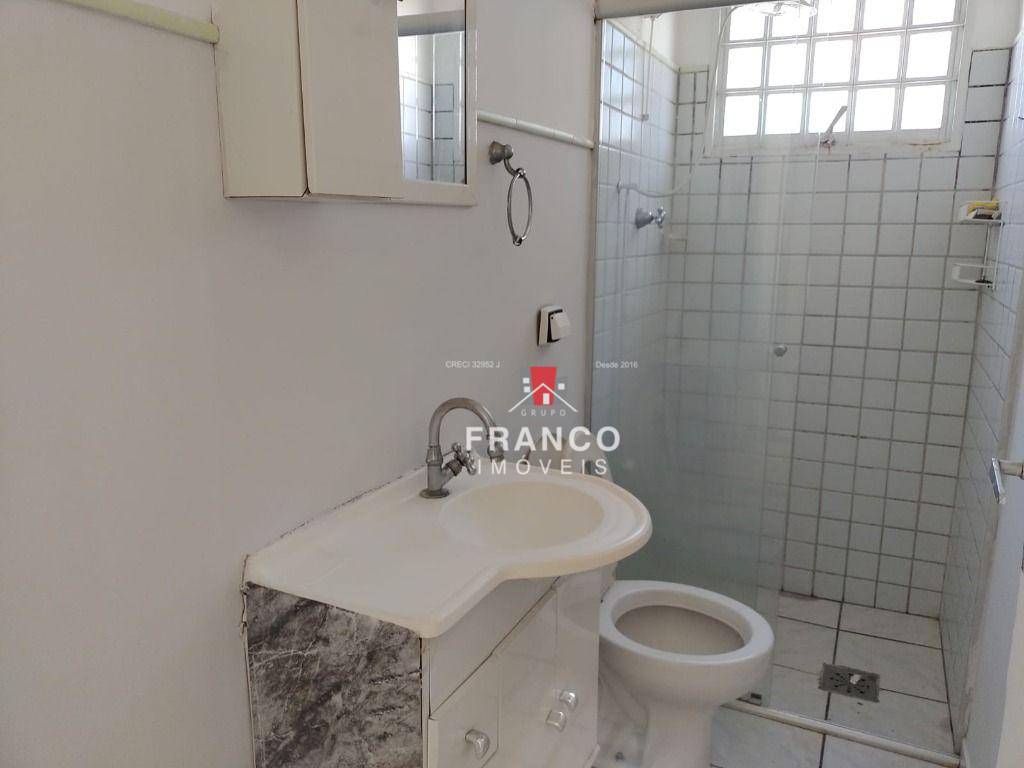 Casa à venda com 3 quartos, 229m² - Foto 22