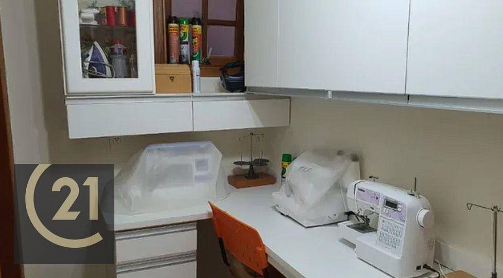 Apartamento à venda com 3 quartos, 137m² - Foto 11