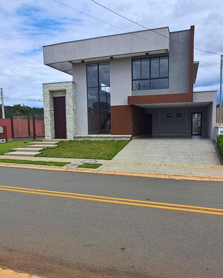 Casa de Condomínio à venda com 4 quartos, 337m² - Foto 4