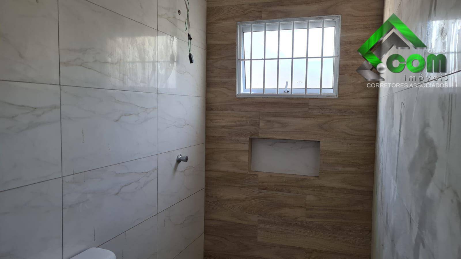 Casa à venda com 2 quartos, 56m² - Foto 13