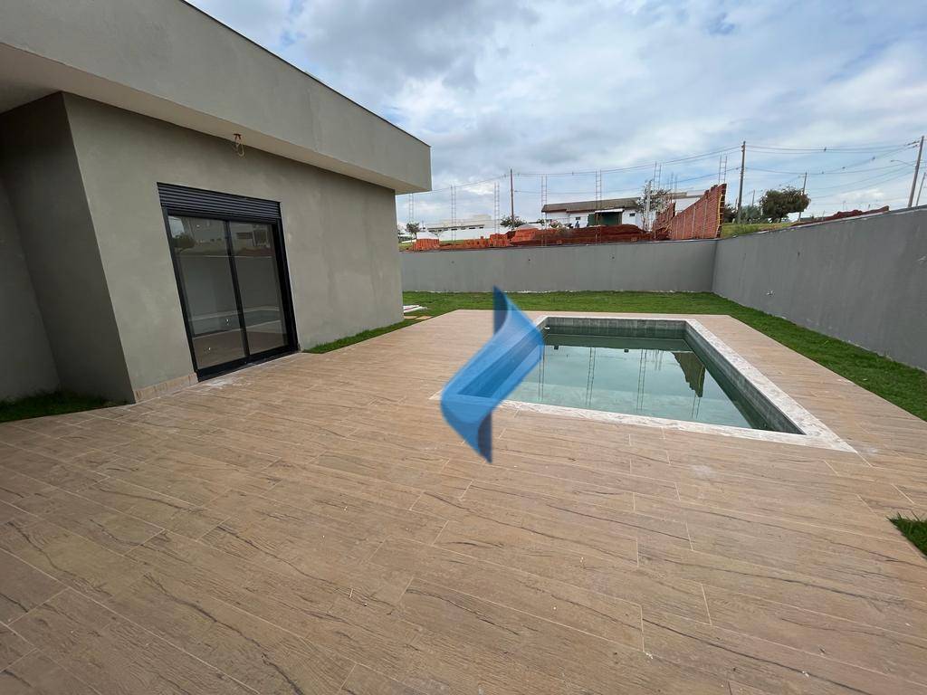 Casa de Condomínio à venda com 3 quartos, 286m² - Foto 1