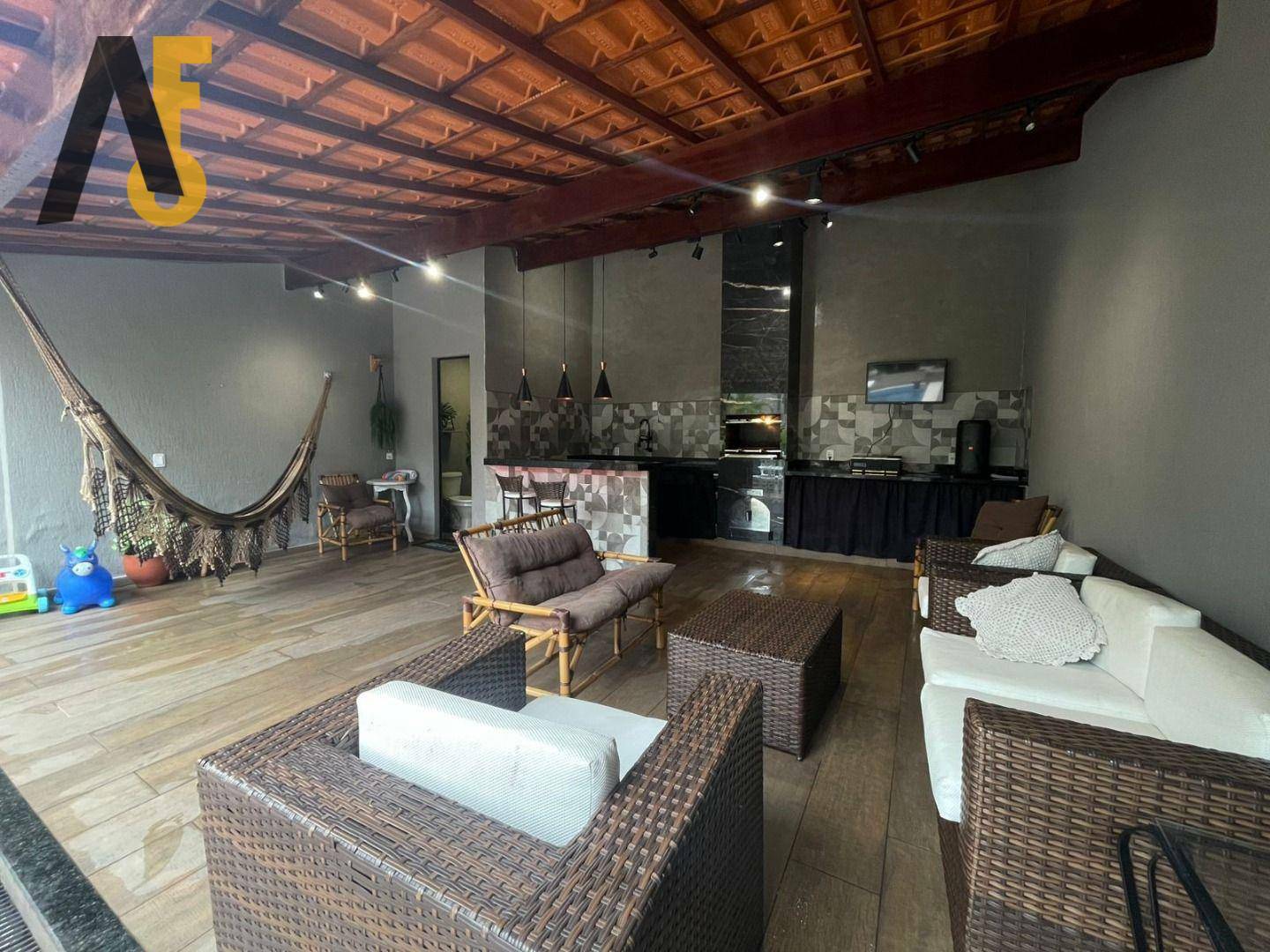 Casa à venda com 5 quartos, 382m² - Foto 6