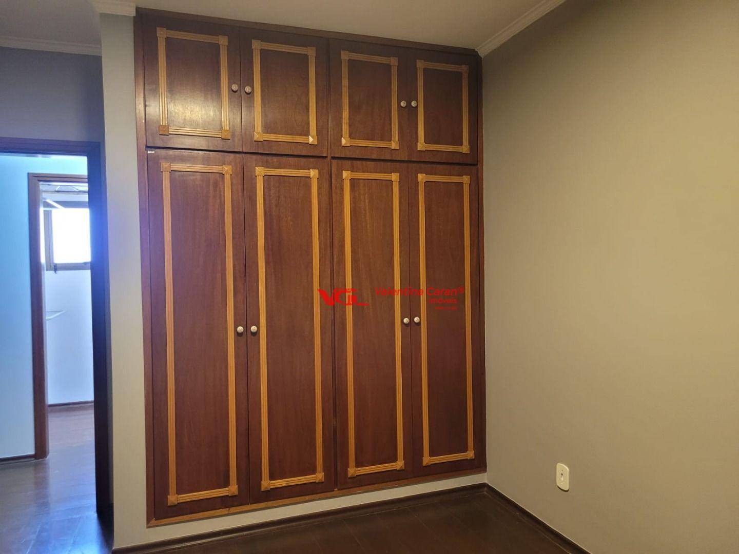 Apartamento para alugar com 3 quartos, 204m² - Foto 20